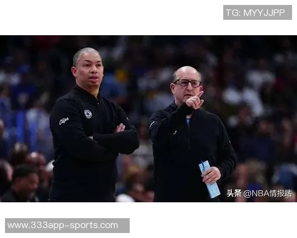 卢指导强调球队需要通过十场比赛评估当前状态与发展过程