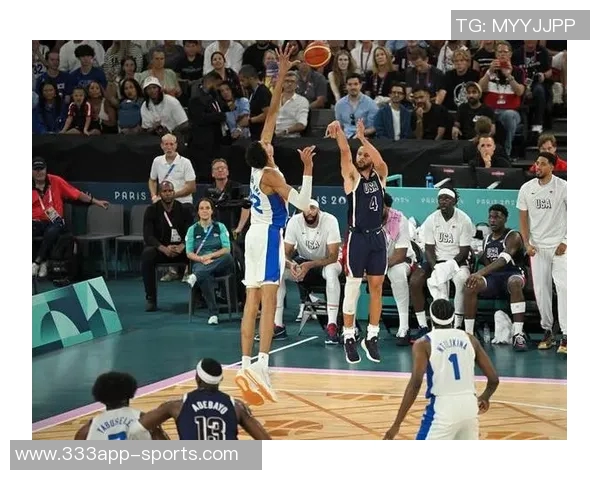 克尼佩尔首节火力全开6中5狂砍16分三分球完美4投全中展现超强状态